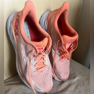 Women’s Hoka Clifton 8 Running Shoe | Size 10.5
